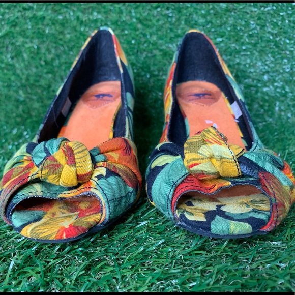 Rocketdog Top Knot Floral Fabric Peep Toe - Picture 2 of 8